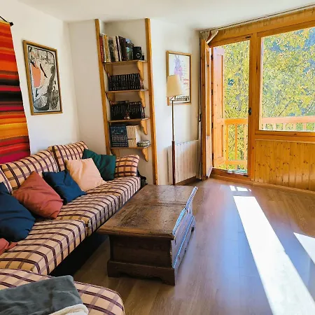 Con Maravillosas Vistas Al Lado De La Estacion 아파트 팬틱코사