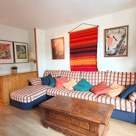 Con Maravillosas Vistas Al Lado De La Estacion Apartmán *