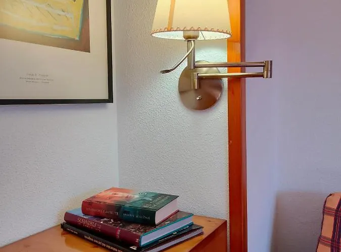 Con Maravillosas Vistas Al Lado De La Estación Apartamento