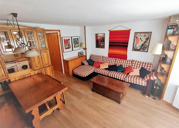 Con Maravillosas Vistas Al Lado De La Estación Panticosa