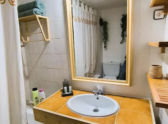 Apartamento Con Maravillosas Vistas Al Lado De La Estación *